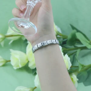 S24fe94f167f24906a6a390c36226ba264.webp